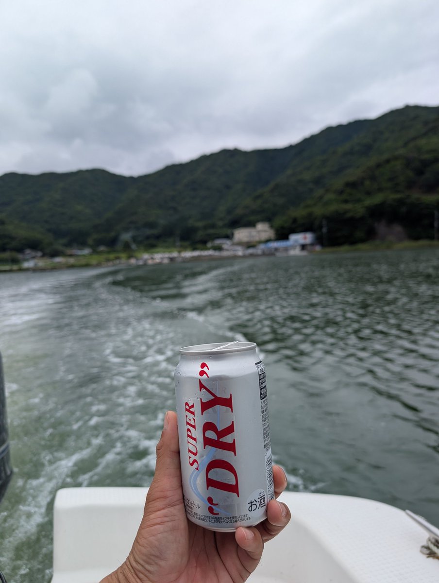 6080B's tweet photo. 出航🚤🎣🐟️🐟️🐟️ https://t.co/czMyuPkD8B