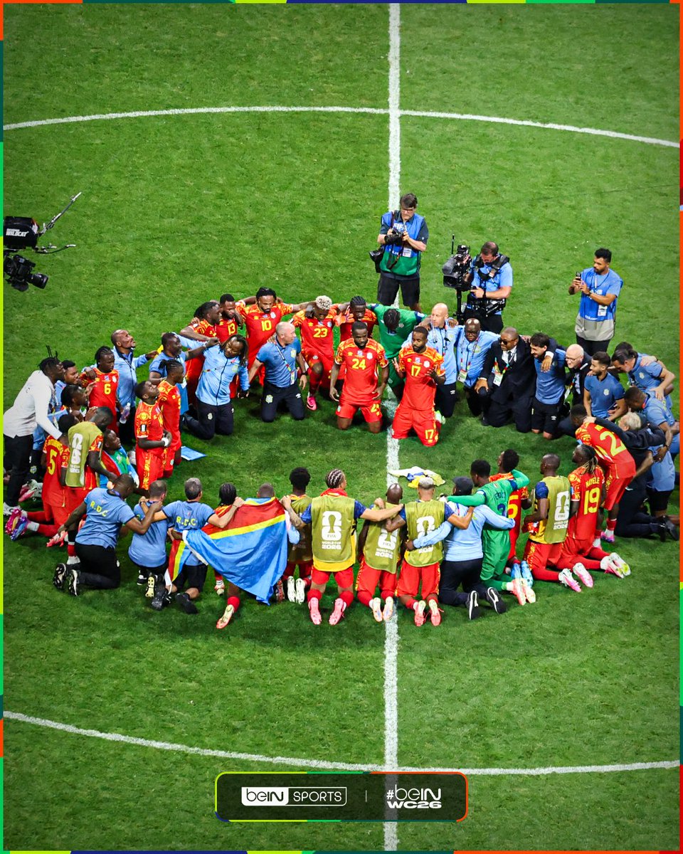 beINSPORTS_TR's tweet photo. 🕺 “Demokratik Kongo Kongo!”

✨ Tarihindeki ilk Dünya Kupası tecrübesinde gruptan çıkmayı başaran Kongo Demokratik Cumhuriyeti'nin sevinci...

#beINWC26 #FIFAWorldCup https://t.co/kzpxtVstdM