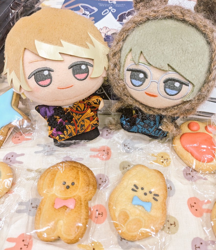 you0322__'s tweet photo. 目の前の詰め放題のお店にいたいたち〜 https://t.co/OSjLXtcnMt