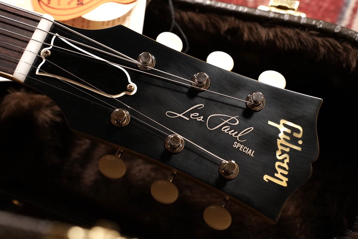 shima_shinjuku's tweet photo. 【入荷情報】もはや説明不要の人気モデル #Gibson Custom Shop 1957 #LesPaul Special Reissueが入荷しました。最近のTV Yellowは雰囲気が良いですね。もちろん、サウンドもばっちりですよ。

https://t.co/NEIC81FXJP https://t.co/FeSQ9HKeLg