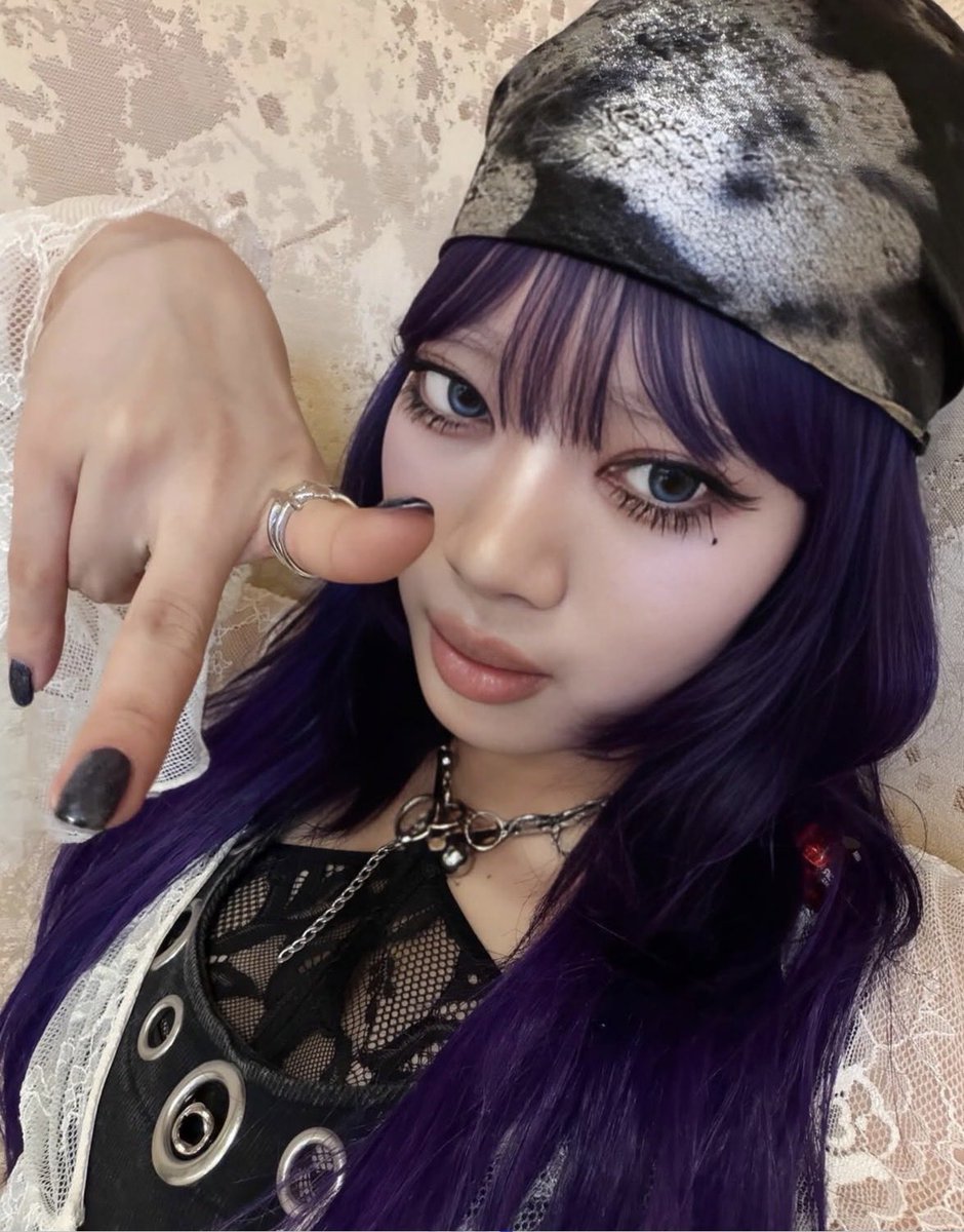 0402_87's tweet photo. ・・・・・・・・・・・くぅっ‼️
「帽子が芸術」の終着点にいる・・・・・・ https://t.co/J2Ma4YAc7w