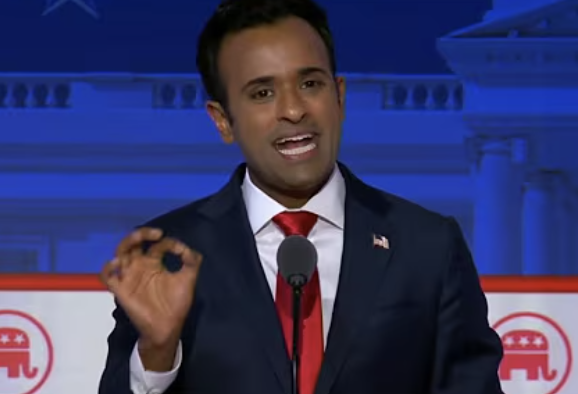 JoseAlNino's tweet photo. 1/

Almost a year ago I wrote about how the U.S. ruling class deliberately built a new Indian overclass  via immigration and visa policy, and how that class now fronts for deeper power.

🧵 https://t.co/Jgwi2Oiu2C