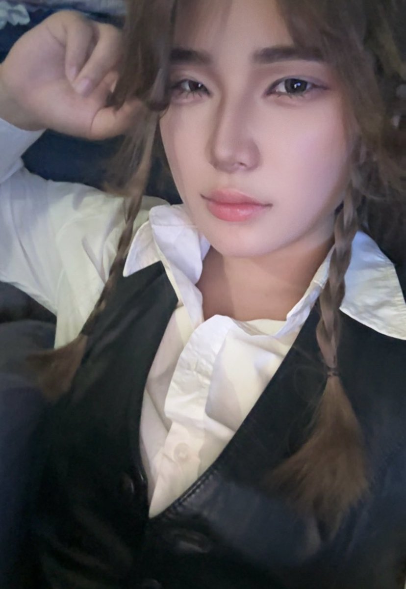 min_8325's tweet photo. #코스어_𝕏친소 #코스어_𝕏트친소 

제5인격 좋아해요

초보코스어 입니다
하트 눌러주시면 찾아가겠습니다🥺 https://t.co/wEqDqVFeGT