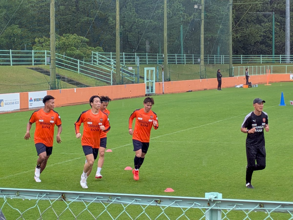 shell_kimi's tweet photo. ランニングあれこれ📷️
#spulse https://t.co/PxCFEcHZ4M
