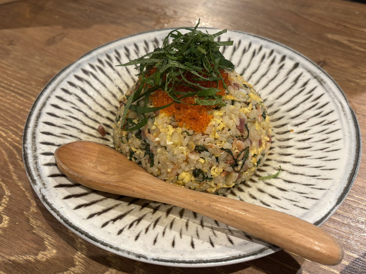 K5xPn's tweet photo. 席狭かったけどご飯美味しかった！たけのこのバーニャカウダソースみたいなやつめっちゃ美味しかった https://t.co/EHVOgbDkXu