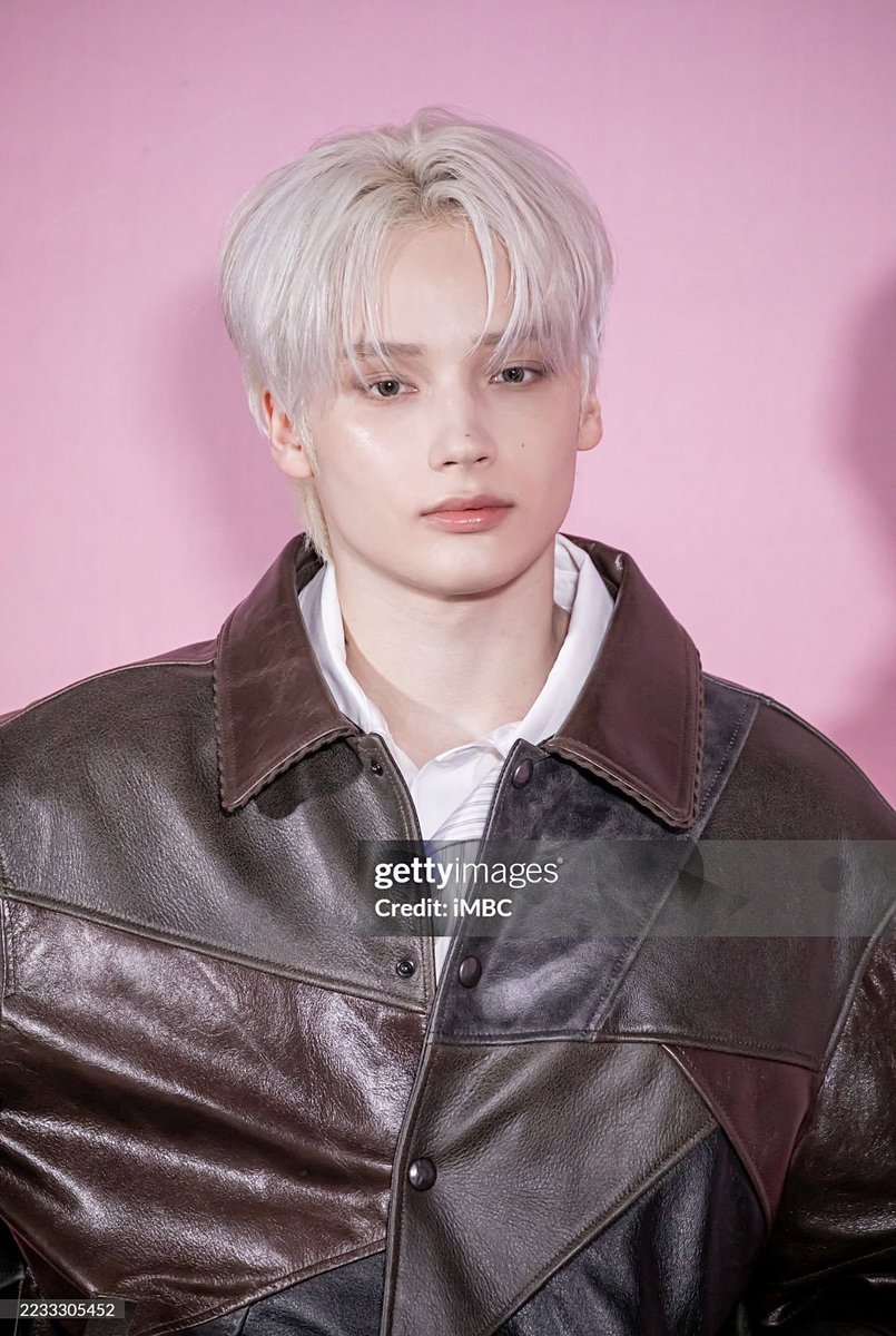 ningarms's tweet photo. Kai of TXT https://t.co/0BzyITTxKO