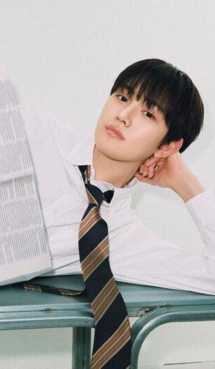 pwb_updates's tweet photo. Bomin from Upcoming Starship Ent. boygroup "AEN" has named #WONBIN as his favorite idol.

#원빈 #박원빈 #ウォンビン #朴元彬
#라이즈 #RIIZE https://t.co/8QKQiCpBs4