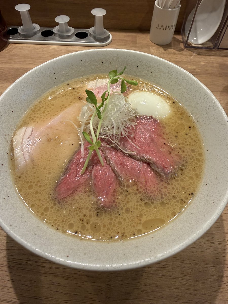 master96859424's tweet photo. お昼は牛塩ラーメン🍜🐮 https://t.co/swnqPfvCDl