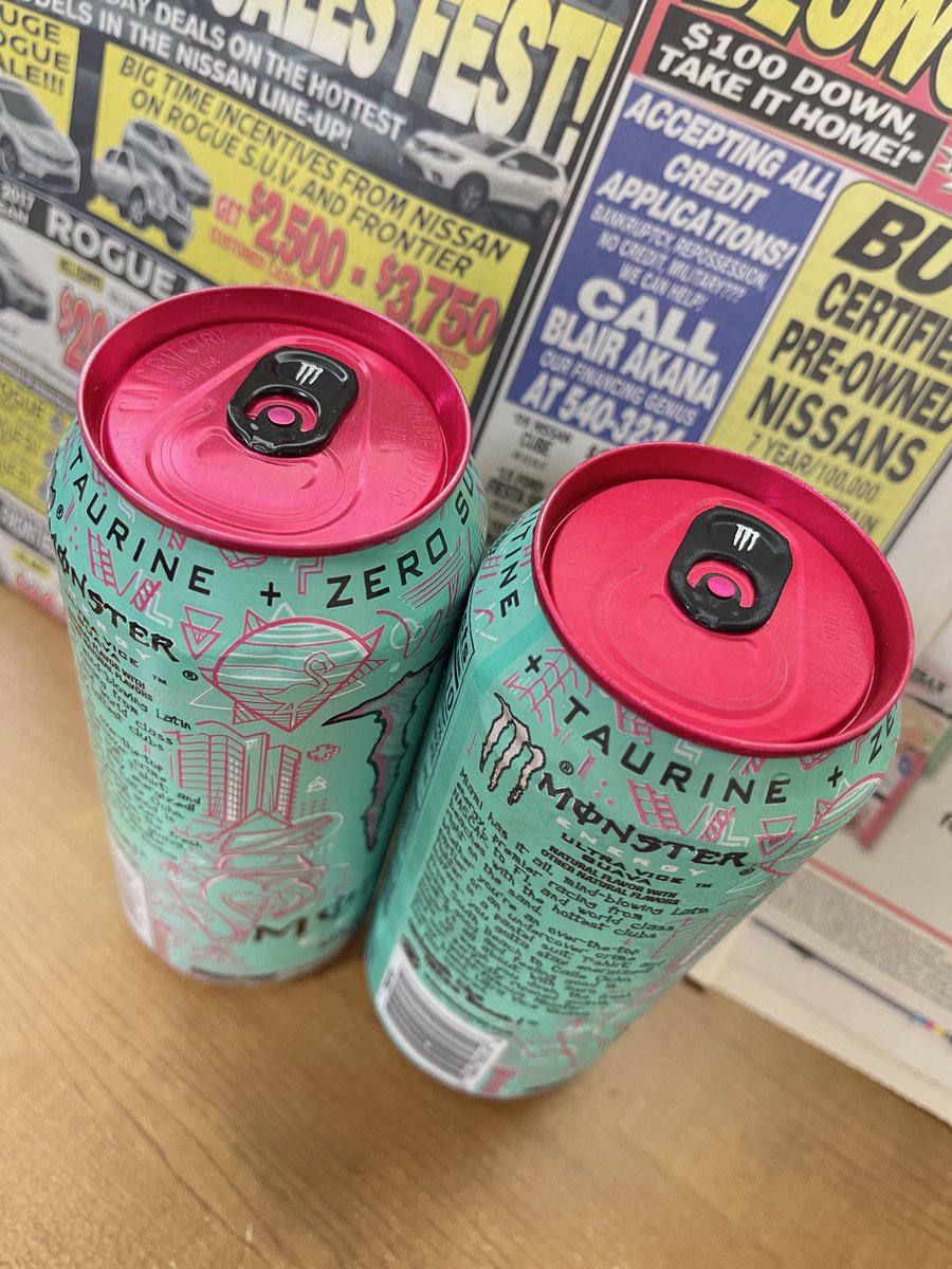 10banken's tweet photo. ウルトラグァバ🥤
右AG、左Ballの製缶違い
デザイン変わらないからコレクションしないけど記録だけw
こんな小さい違いで集めてたらキリがないからね😂
最近は潔く飲んだら捨ててます
#エナジードリンク
#エナジードリンクマニア
#monsterenergy https://t.co/IHbI6sDPUx