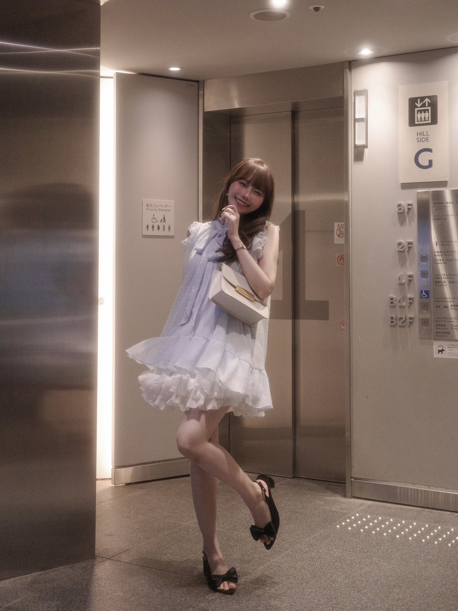 fuchan_2003's tweet photo. 六本木でデートした日🗼🌛
あわ〜いシャーベットカラーのお洋服、夏のデートにぴったりすぎてこの夏めちゃくちゃ使えそうദിᐢ- ̫-ᐢ₎🍦🧊🍧
内巻き旦那に好評✊🏻♩はぴ https://t.co/WQSikrCKh0