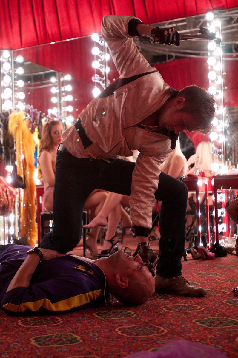 SCORPIONSRUN's tweet photo. / saw someone mention that this scene looks like a scorpion arching its stinger and they lowk cooked with that i love loooove symbolism https://t.co/BuburCAN5L