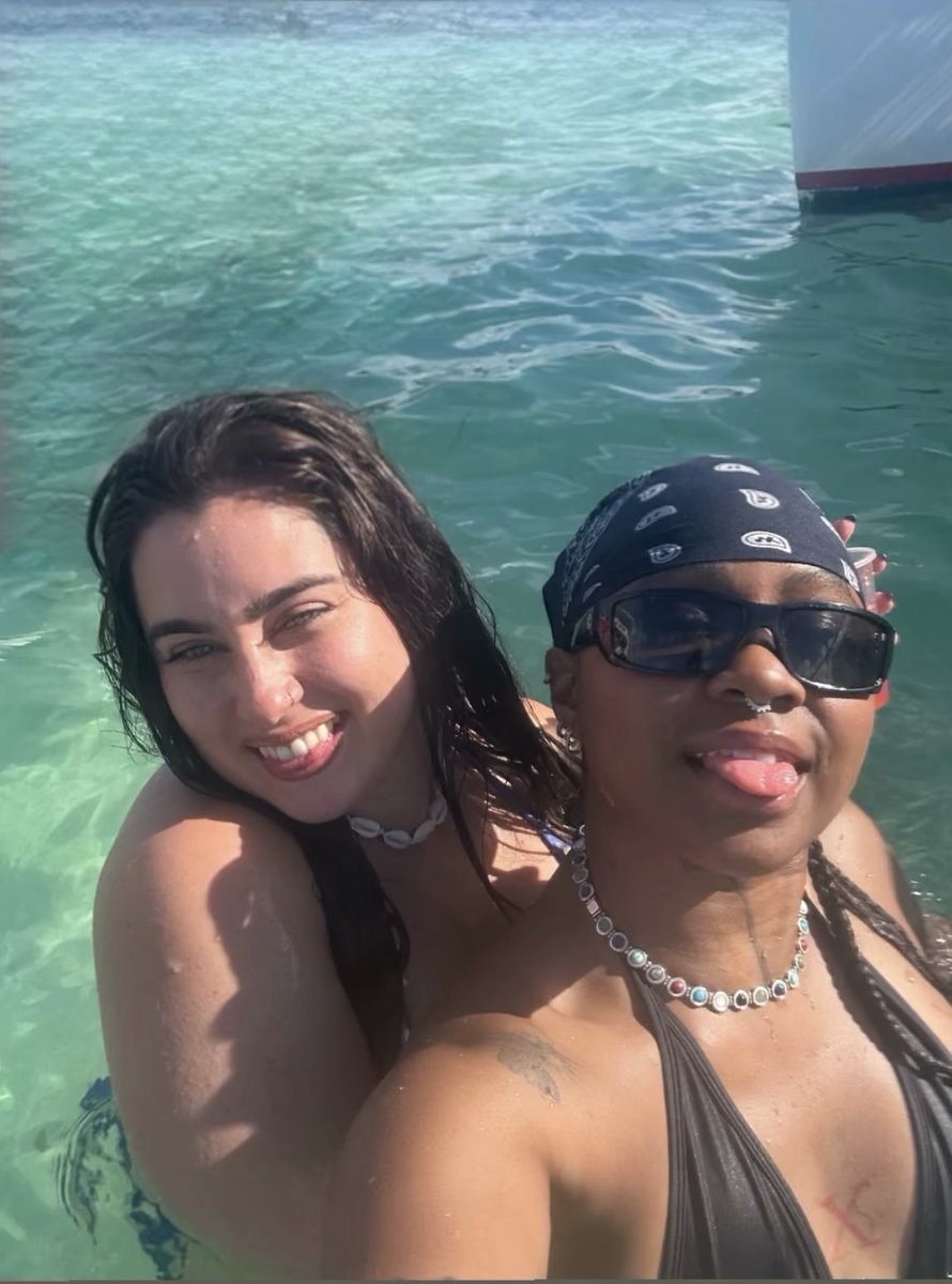 LMJUpdates's tweet photo. #IG | Lauren on sashadm story #4 https://t.co/D3aY2xMUf3