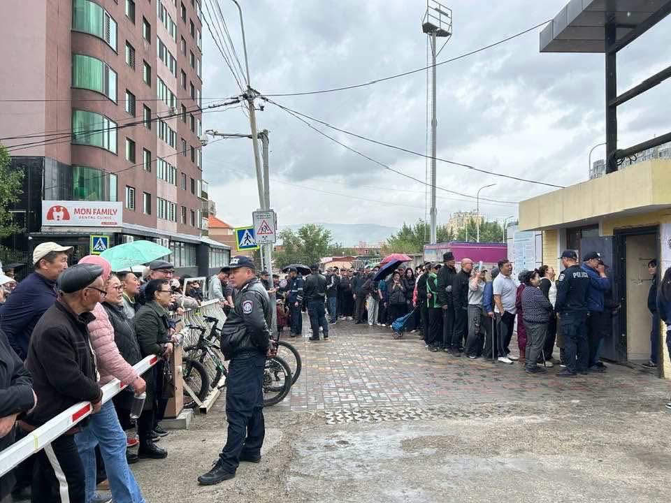 G1Ganbold's tweet photo. Энэ түвшинд очтол нь буцааж ухраана гэдэг бас л чадвар биз⁉️🥵 https://t.co/saNoCLmNZM