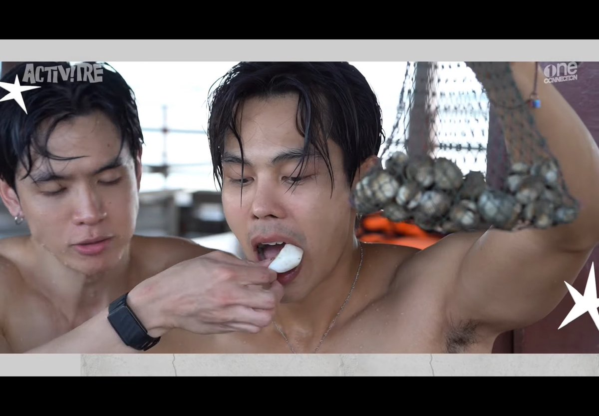 tonfaimolly's tweet photo. ละ ep นี้ฮีอ้อนพี่ฟิล์มฉ่ามมมม
พี่ชายคนโปรดอ่ะเนอะ 
พี่ฟิลม์กะตามใจน้อลสุ้บๆ 
ฟีลเหมือนไปทำงานละแม่ให้เอาน้องมาด้วยเลย

#ACTIVITREep2
#ACTIVITRE 
#TrePorapat #ตรีภรภัทร https://t.co/ByXaCv5mkM