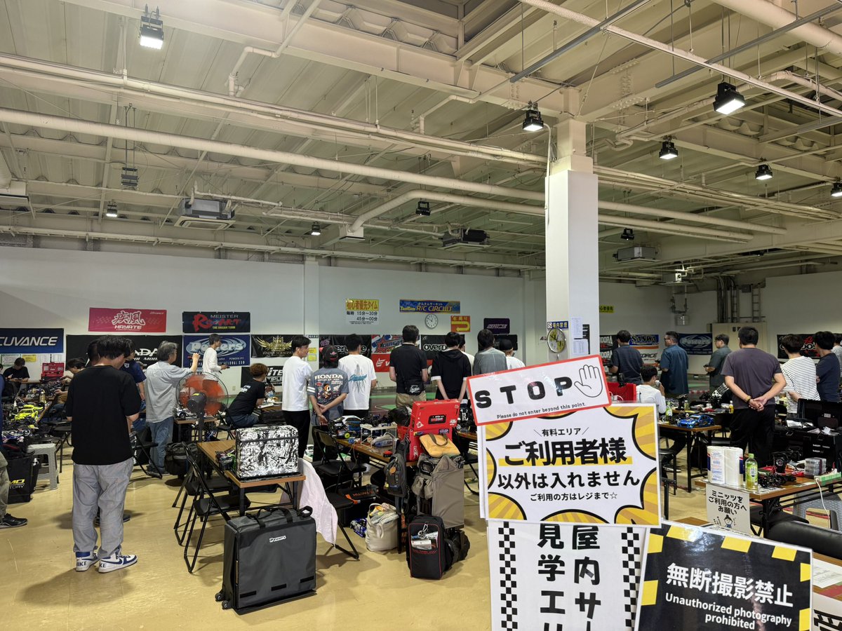 project_frt's tweet photo. 今日は、RCマスターズ地方予選参戦？参加してます
昨年に引き続きガクブル状態🫨 https://t.co/QiXhdNzNyq