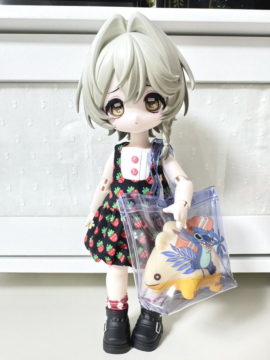 dot_dotty_dots's tweet photo. ボニバニちゃんに合うかな？って思って買ってみたスティッチのクリアトートバッグ。。。ちょっとデカかった😅可愛いから良いか✨
ちなみにセリアで見つけましたー https://t.co/8XgMhq30w1