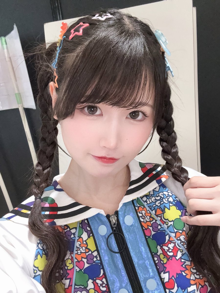 汐〜お気軽にメッセージください(^^) フリーライブ@ 汐留シオサイト ありがとうございました‼️🌈 雨の中朝