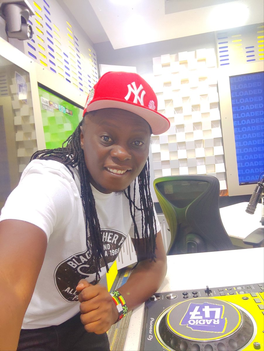 deejaypatiz's tweet photo. Ndani ya @radio47__kenya #dreadbeatreloaded na @kartellah_maicy 11am to 2pm tuma request yako mapema tukuchezee @deejaypatiz #IslandozFinest https://t.co/drXMqRmxXv