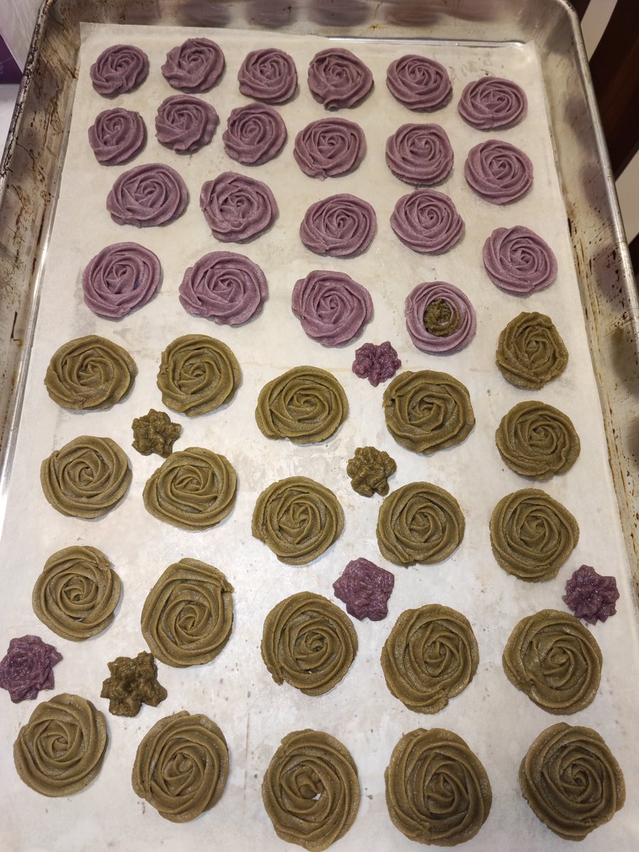 mey9mey's tweet photo. Butter cookies: original, matcha, sweet potato, and cacao, Happy Sunday to everyone please ππ₯°
#meywithken #yummy #YUMI #family #foodp #foodpoll #hungry #fastfood #fyp #homemade #home #fresh #shorts #look #healthy #love #fypγ·γ #fy #baking #made #butter #cookies #buttercookies https://t.co/oVf7HSZZEZ