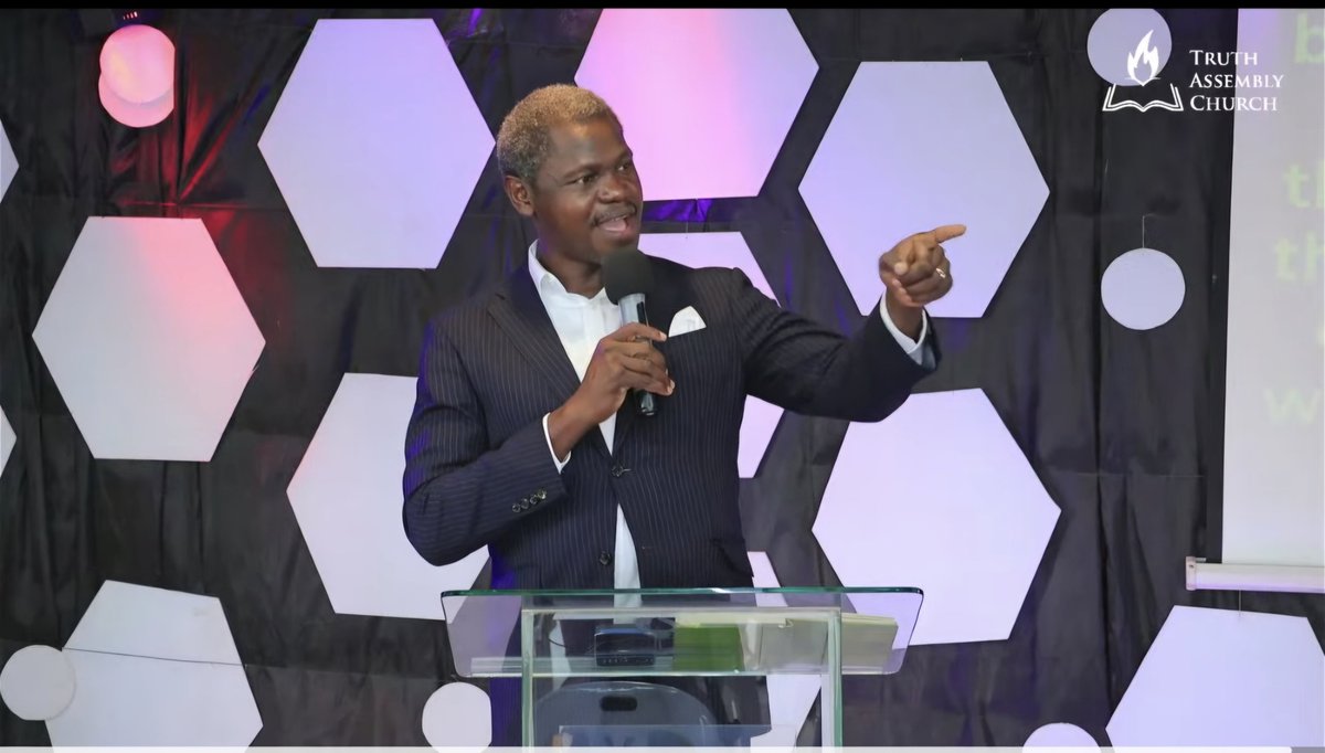 AmanyaTom's tweet photo. When you bring your sacrifice to the altar, you must also necessarily come expecting God in faith to move upon your sacrifice. 
#PastorDavid
#Sundayservice https://t.co/LXljBfMP0W