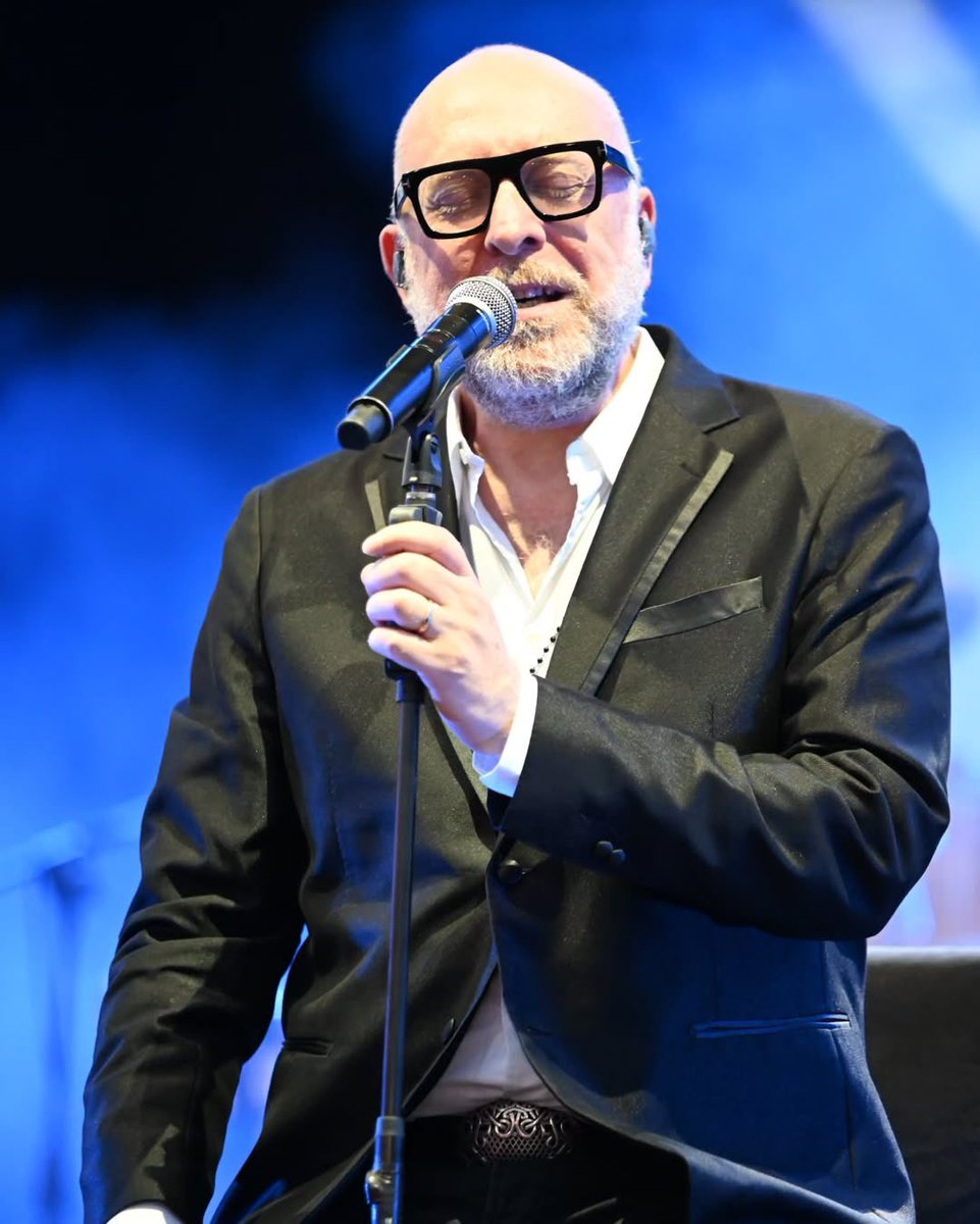 mariobiondi's tweet photo. Savigliano e Never Ending Summer, grazie per la serata di ieri ✨
Abbiamo aggiunto un altro tassello a questi festeggiamenti.
Ci vediamo il 3 luglio al Mon Reve Summer Festival a Taranto!

Ph Luca Chiapello
#mariobiondi #tour2026 #livetour https://t.co/0qhtUnSkuI