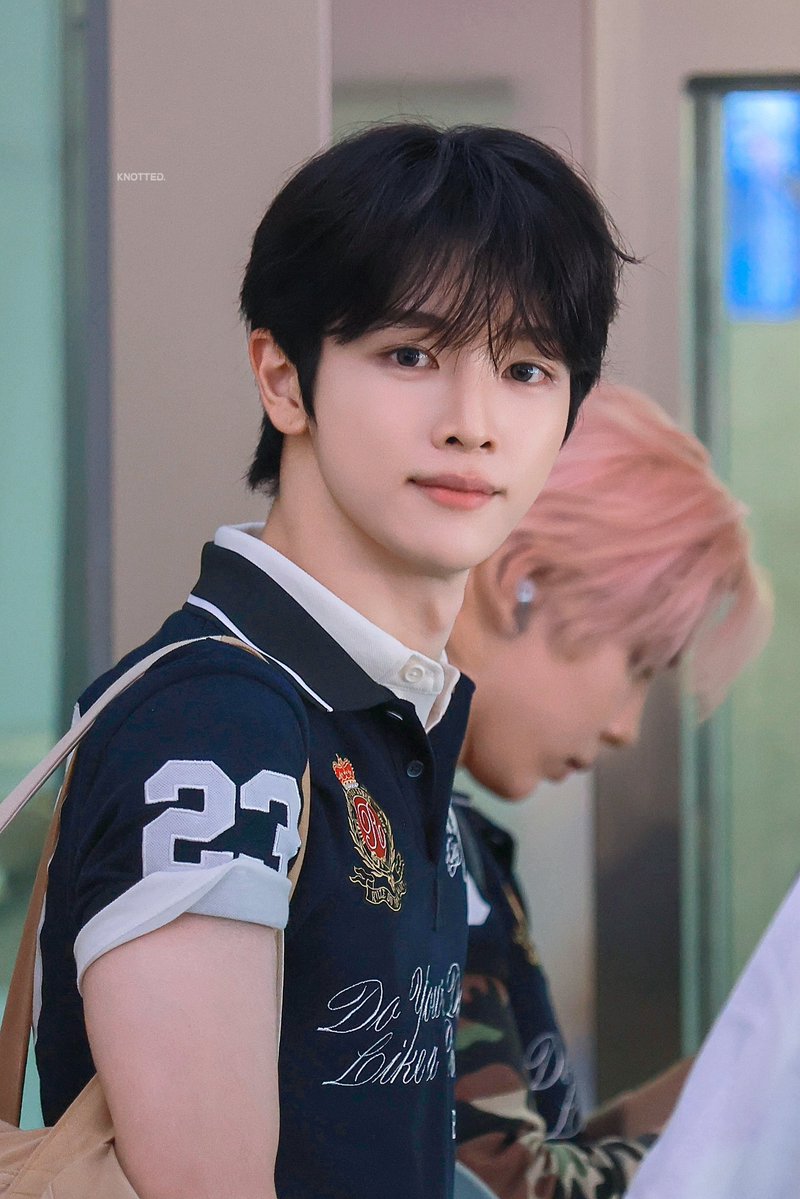 KNOTTED913's tweet photo. 260628

#성찬 #SUNGCHAN #ソンチャン #라이즈 #RIIZE #ライズ https://t.co/1VrAIbcH4P