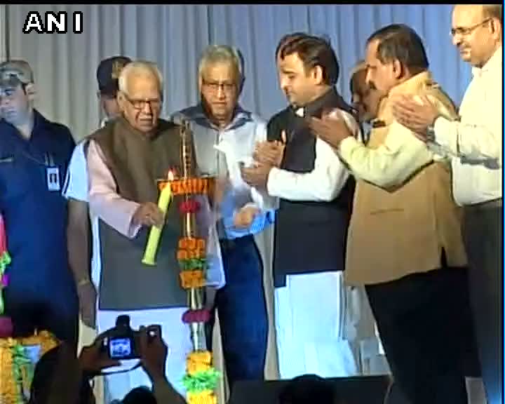 JyotiDevSpeaks's tweet photo. ये जन्माष्टमी कार्यक्रम किसके कार्यकाल में कार्यकाल में हो रहा है क्या @manishBJPUP https://t.co/5S4uUfjP4Z