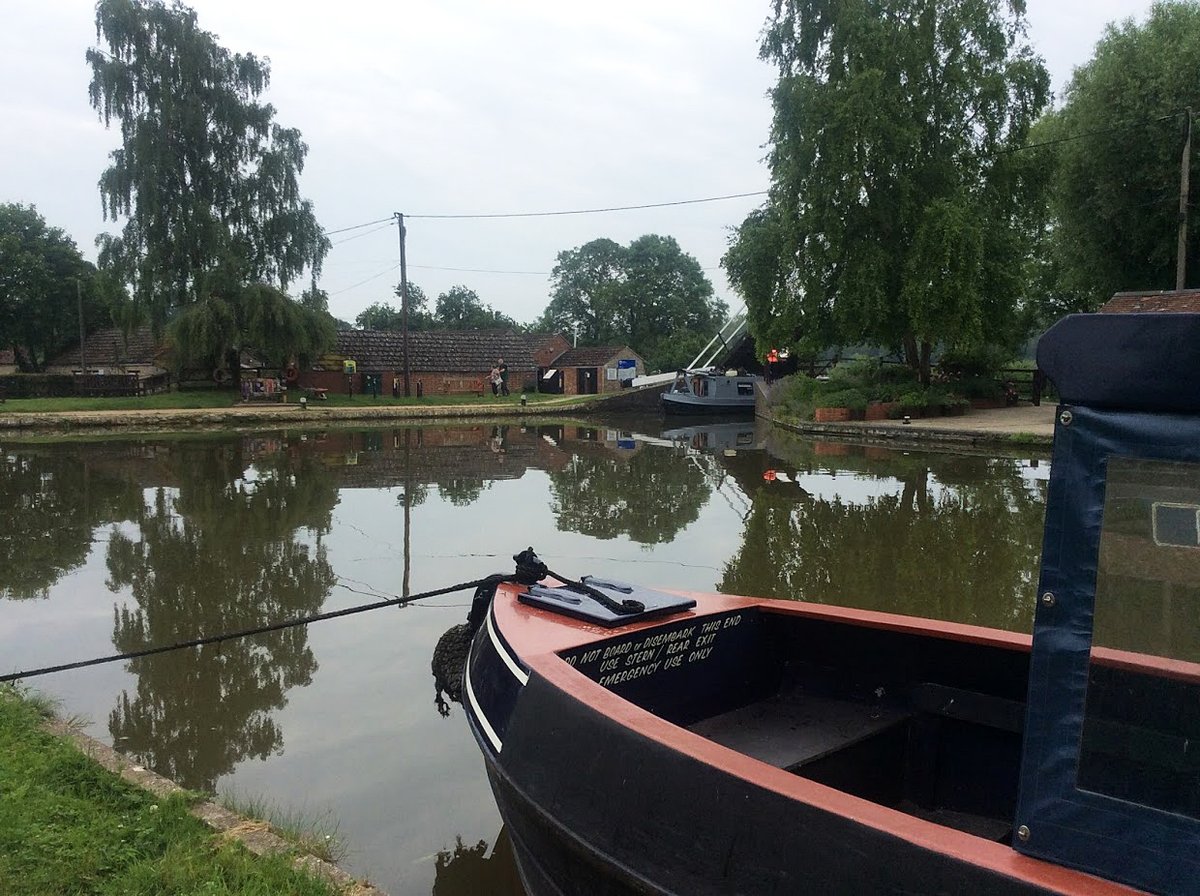 retired_tom's tweet photo. My photos from #June 2019
@CanalRiverTrust #OxfordCanal #Enslow #Shipton #Thrupp #Bridge #LiftBridge #Narrowboat #Reflections
#Canals & #Waterways can provide #Peace & #calm for your own #Wellbeing #Lifesbetterbywater #KeepCanalsAlive https://t.co/NewMogTvgb