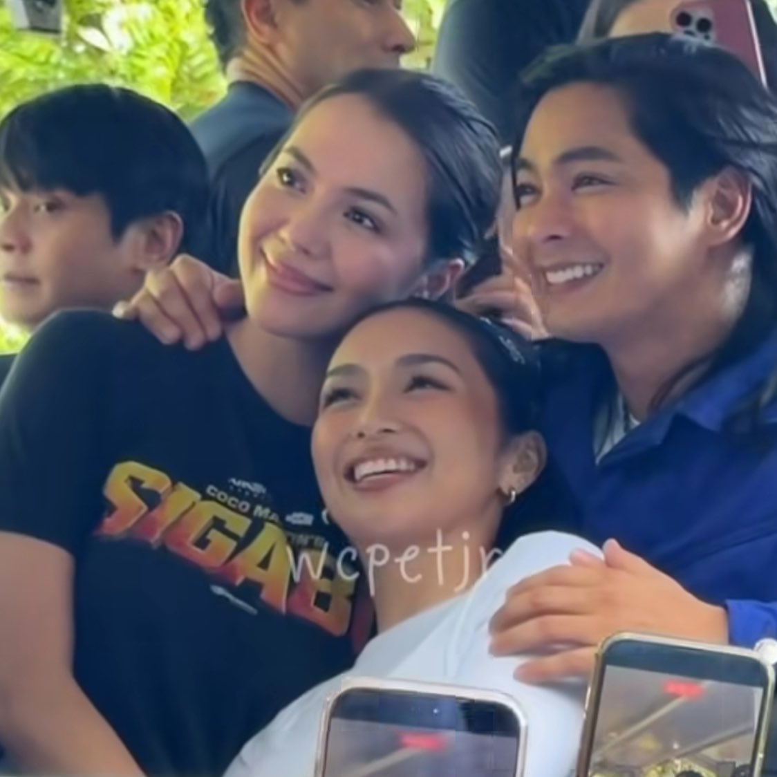 jlonstantwt's tweet photo. kathryn with cocojul. cuties! https://t.co/NouzTnIBt9
