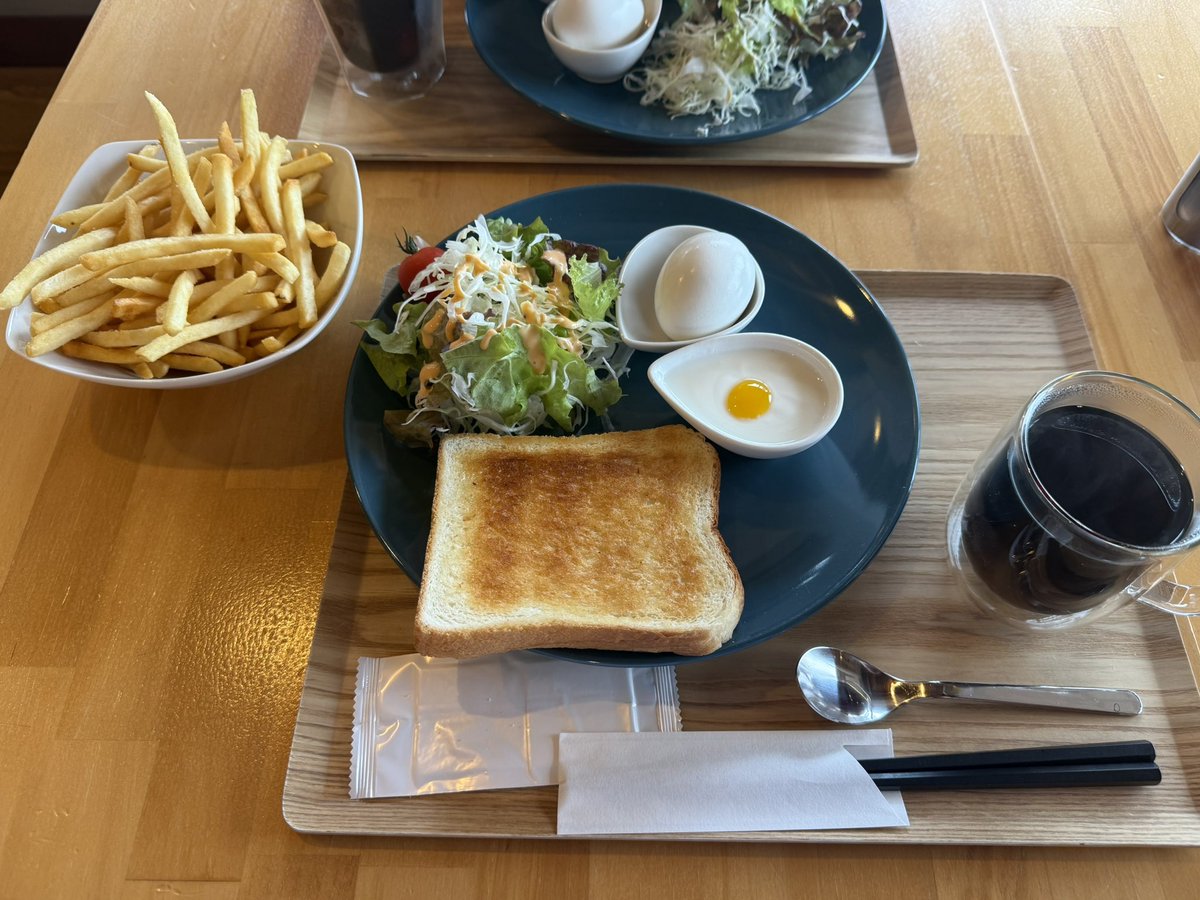 Rickychan_mo's tweet photo. 土日の車中泊
鈴鹿のダイレクトカーズにて用事を済ませ
道の駅、飯高駅へ
ゆっくり車中泊は初めて
昼過ぎに到着
♨️に入り、まったり
朝はカフェでモーニングを頂きステッカーまで貼らせてもらえました😁

全走行距離354.1km
燃費 8.33 https://t.co/vTHKDos5Gy