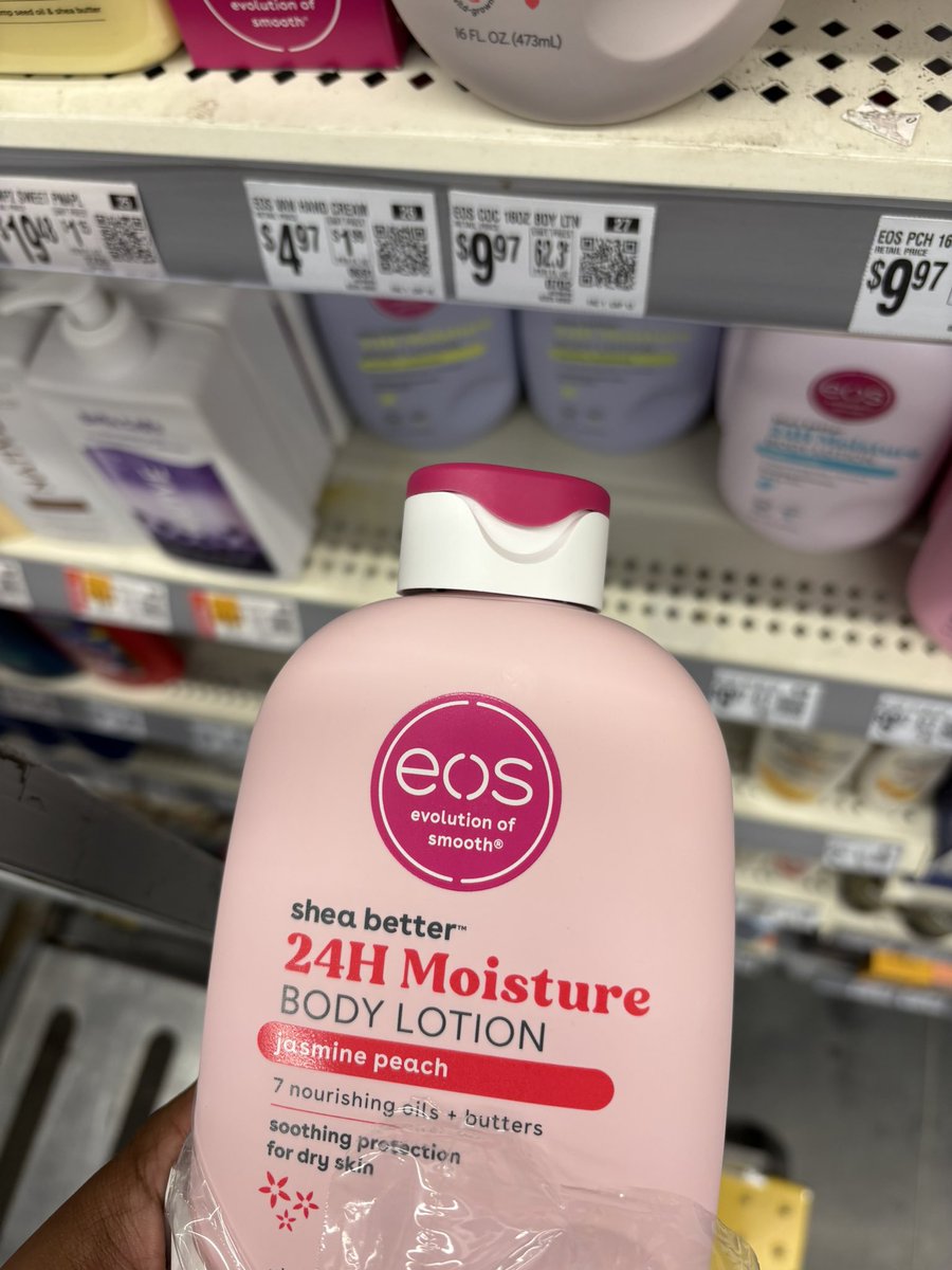 trvpstarmy's tweet photo. They finally changed the top thank you @eos https://t.co/v2BDWMXp9u