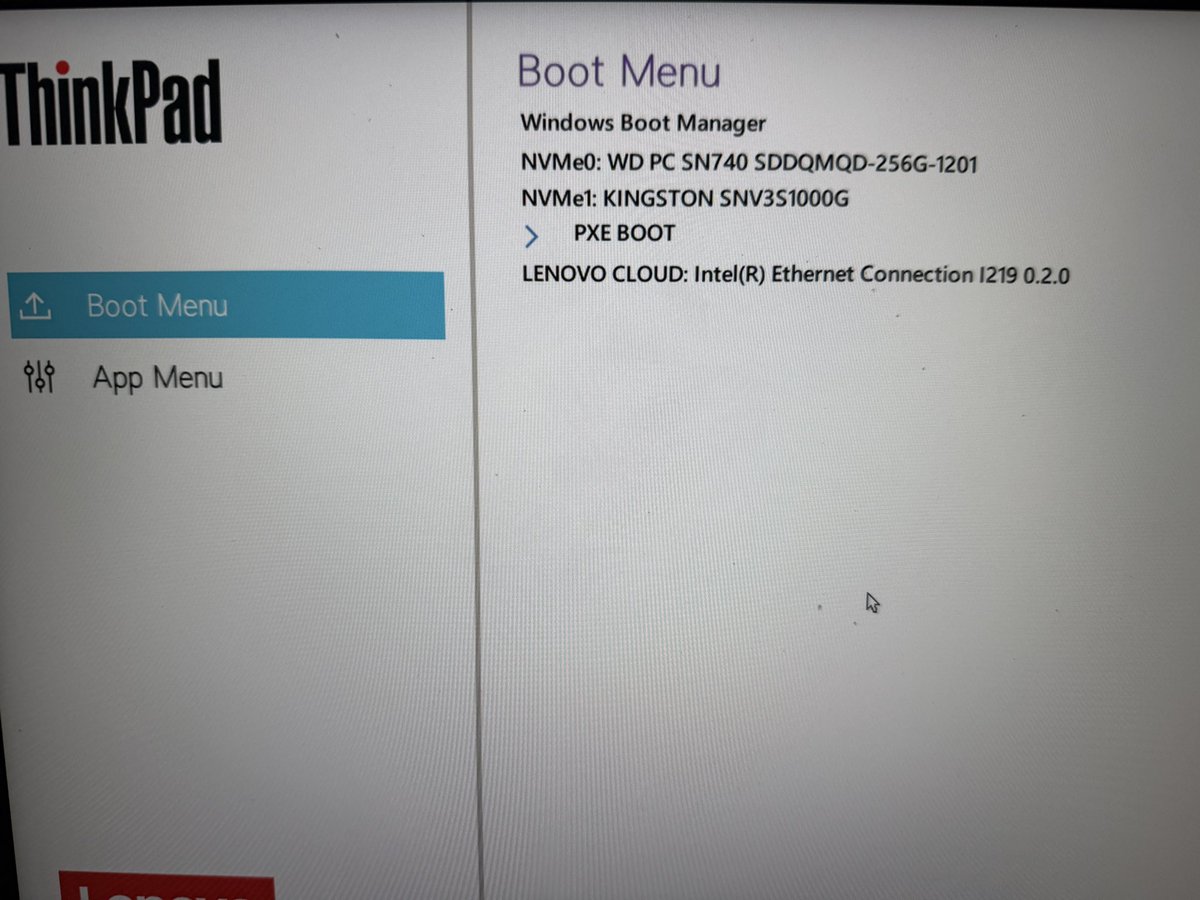 SnowRabbit14's tweet photo. パソコン壊しました
Windowsが起動しねえ https://t.co/B88rY046ca