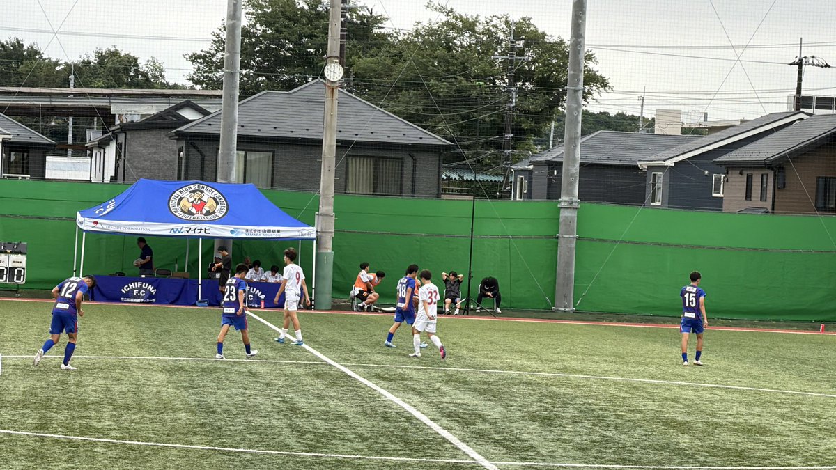 km_zap's tweet photo. 前半終了
市立船橋B 0-0 流経大柏C

前半からバチバチの攻防、シュートの撃ち合い。親御さんの歓声も何だか楽しんでる感じで、大いに試合を盛り上げています https://t.co/QOTDLInPtn
