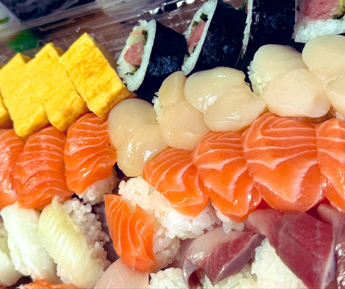 lost_sniper's tweet photo. コストコᵒᔆᵘᙚᑋⁱ🍣𝓓𝓪𝓲𝓼𝓾𝓴𝓲🍣
おいしすぎてびびる🍣ᔆᵘᴷⁱ
ｽｼ₍₍(ง🍣˘ω˘)ว🍣⁾⁾ｽｯｼ
🍣ᔆᵘᙚᑋⁱ🍣ᔆᵘᙚᑋⁱ🍣ᔆᵘᙚᑋⁱ🍣ᔆᵘᴷⁱ https://t.co/Ih5Rr2zBIA