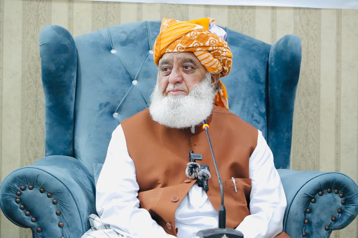 juipakofficial's tweet photo. اسلام آباد: قائدِ جمعیۃ مولانا فضل الرحمٰن مدظلہ، جمعیۃ علماء اسلام راولپنڈی ڈویژن کے اضلاع کی مجالسِ عاملہ کے مشترکہ اجلاس میں شریک، ذمہ داران سے اہم خطاب https://t.co/soAIsIS8GA