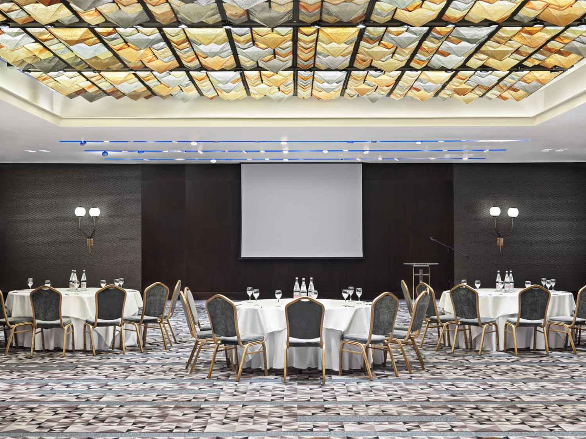 midnightcodecup's tweet photo. 44.806790191534674, 20.473640203866406

Midnight Code Cup 2026 Final Round Venue: the Metropol Palace Hotel will welcome our finalists in less than a week! Top teams from all over the world will all come together to compete for 24 hours on July 4-5, 2026 in Belgrade, Serbia.

The Metropol Palace Hotel in Belgrade is a true testament to the magnificence and elegance of a mid-century era. Originally built in 1957, the hotel has been completely renovated and modernized, while still preserving its rich history and timeless charm. Each room and suite are beautifully designed with attention to detail and features luxurious amenities, ensuring that guests have a comfortable and memorable stay.