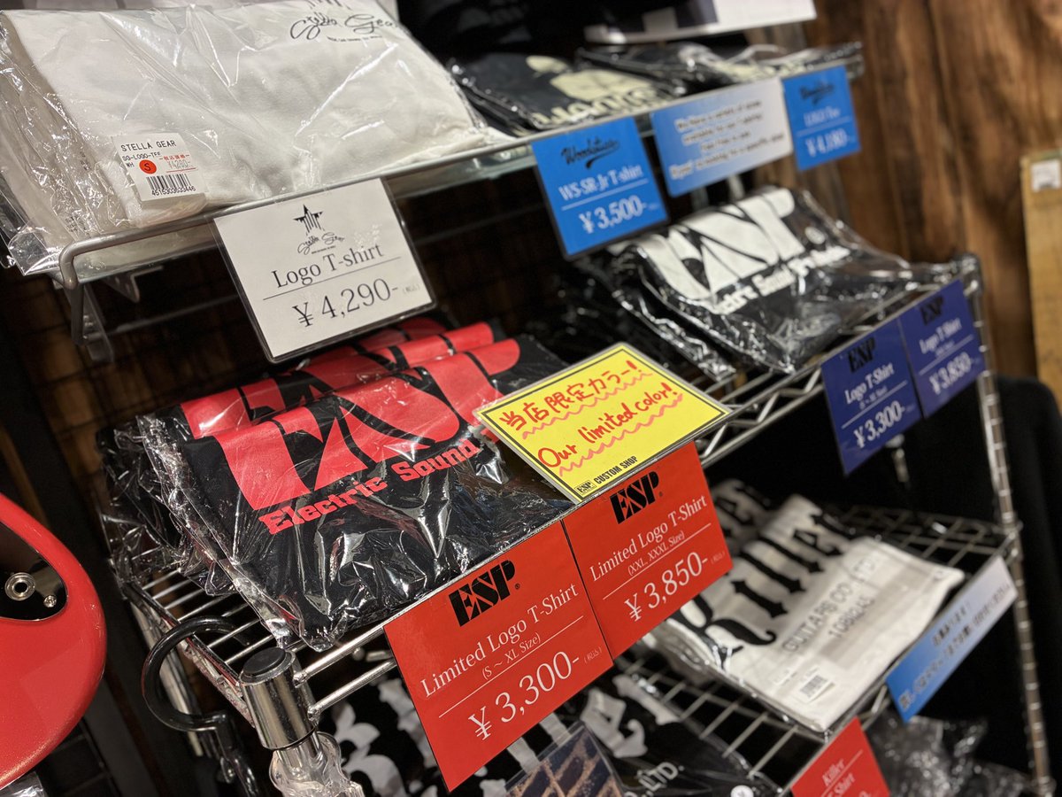espcustomshop's tweet photo. ã¢ãã¬ã«ãããŸãïŒïŒð
æšãã¡ãŒã«ãŒTã·ã£ãã¯ãããã§ããïŒïŒ
æ¥åžžã«å¥œããªã¡ãŒã«ãŒã®Tã·ã£ããåãå
¥ããŠãæ°åãäžããŸãããïŒ
åœåºã§ã¯ãESP/Killer/STELLA GEAR/Wood sticksã®ã¢ãã¬ã«ããçšæããŠãŸãã®ã§ãæ¯éãæ±ããã ãããïŒ
#espguitars #killerguitars #stellagear #woodsticks https://t.co/NwSpWQGJmy
