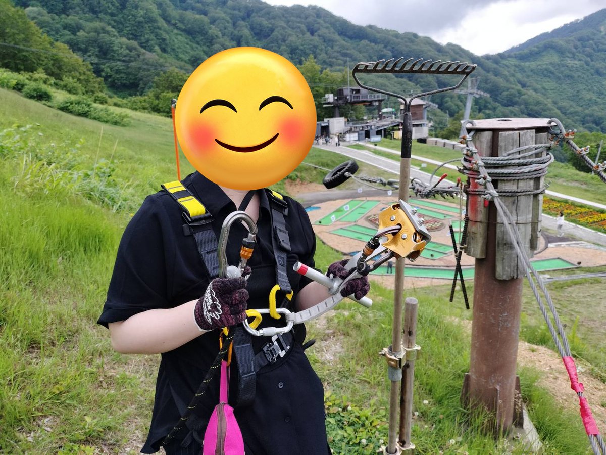 darksidepurple's tweet photo. これはジップラインしたユニーさん https://t.co/WUe8LqSMw1