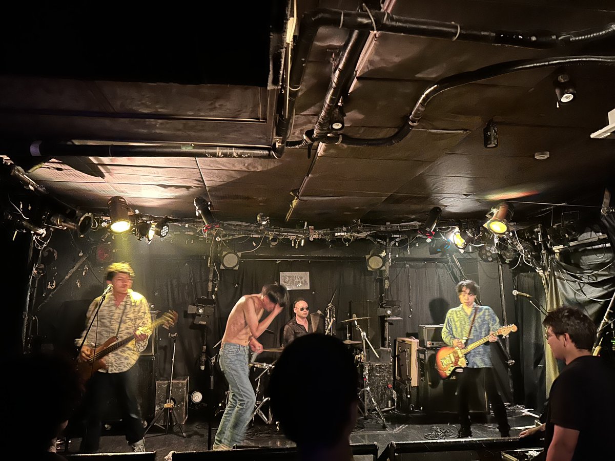 el_nino_rebirth's tweet photo. サキガケ・エルニーニョ presents
サキガケパワーボムサミット
～5年目突入の宴 &amp; 安眠歌 Release～

スタートしました！

1バンド目
ティーンエイジキックス

熱いライブかましてます！🔥 https://t.co/vjBZy7bniS