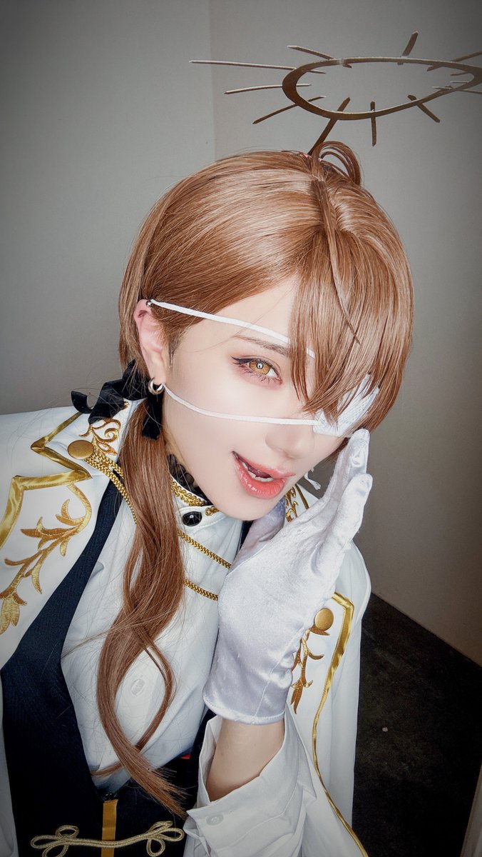 hitotose46's tweet photo. ねえ あたし知ってるよ https://t.co/KYhblHZr49