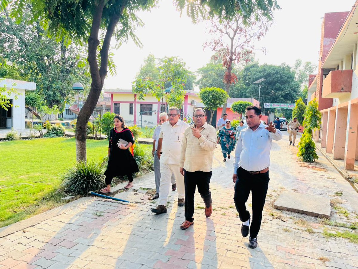 diproynr's tweet photo. राष्ट्रीय मानवाधिकार आयोग ने किया नागरिक अस्पताल, जिला जेल, बालकुंज चाइल्ड केयर इंस्टीट्यूट में निरीक्षण https://t.co/16hHTntSR9