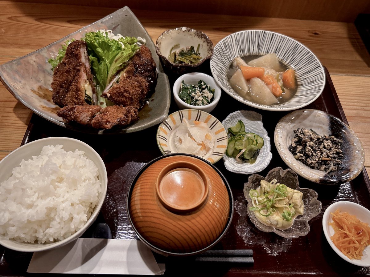 mno_chimo's tweet photo. どれも本当に美味しくて、店主のお人柄も素敵で一瞬で心が掴まれてしまった。
これから通います。ご馳走様でした。 https://t.co/TEyU9T4XDF