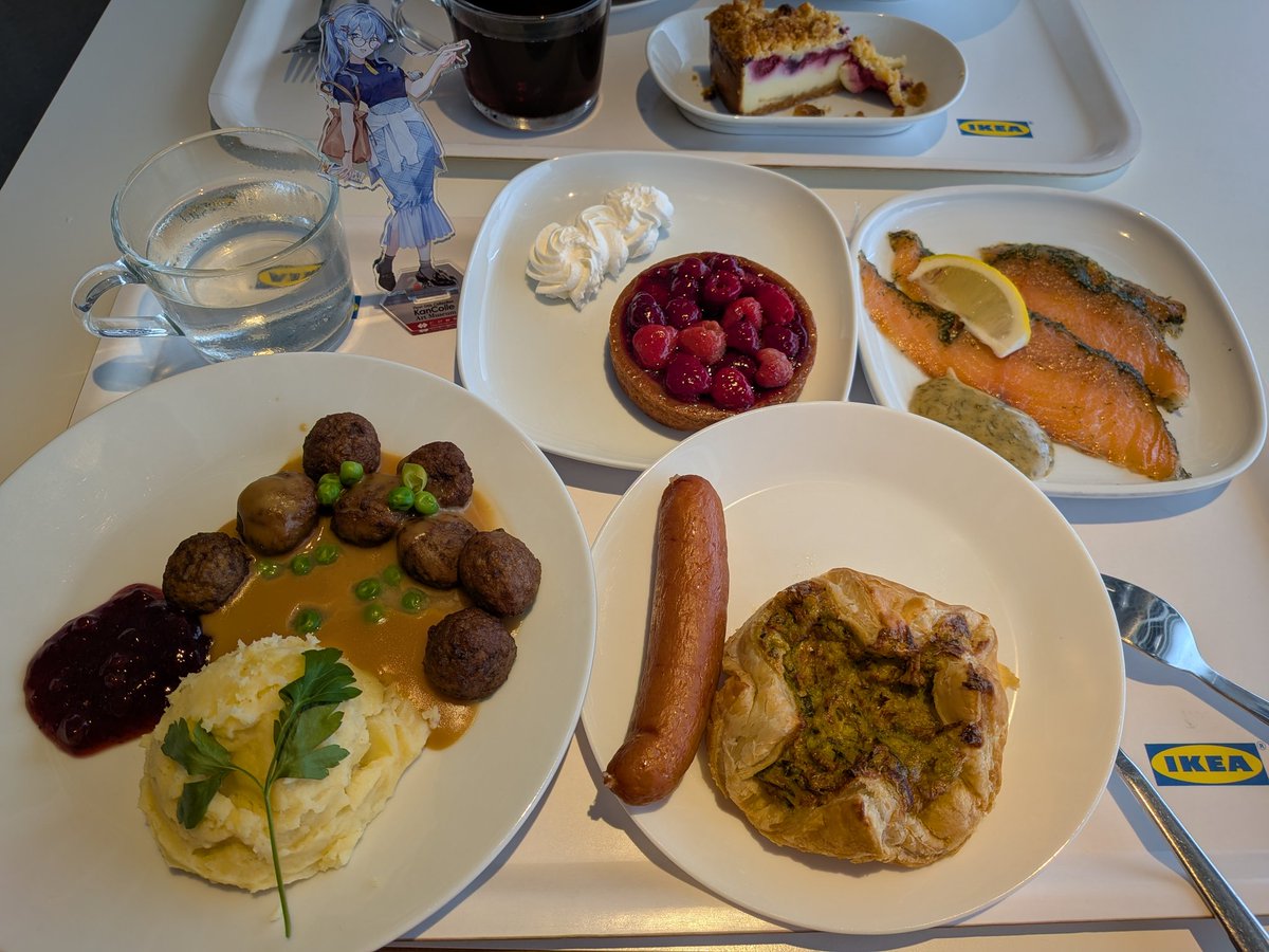 フォロワーさんとIKEAでランチ! フリートドッグ神戸といえばIKEAと言っても過言ではない(過言) 過言ではあるけど、毎度来るたび楽しみにはしてる