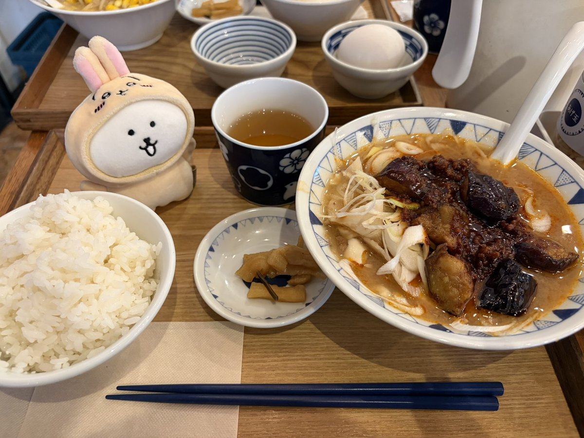 __scrapman__Re's tweet photo. ごちとんの麻婆茄子豚汁定食🍆 https://t.co/ZrCIs4tDME