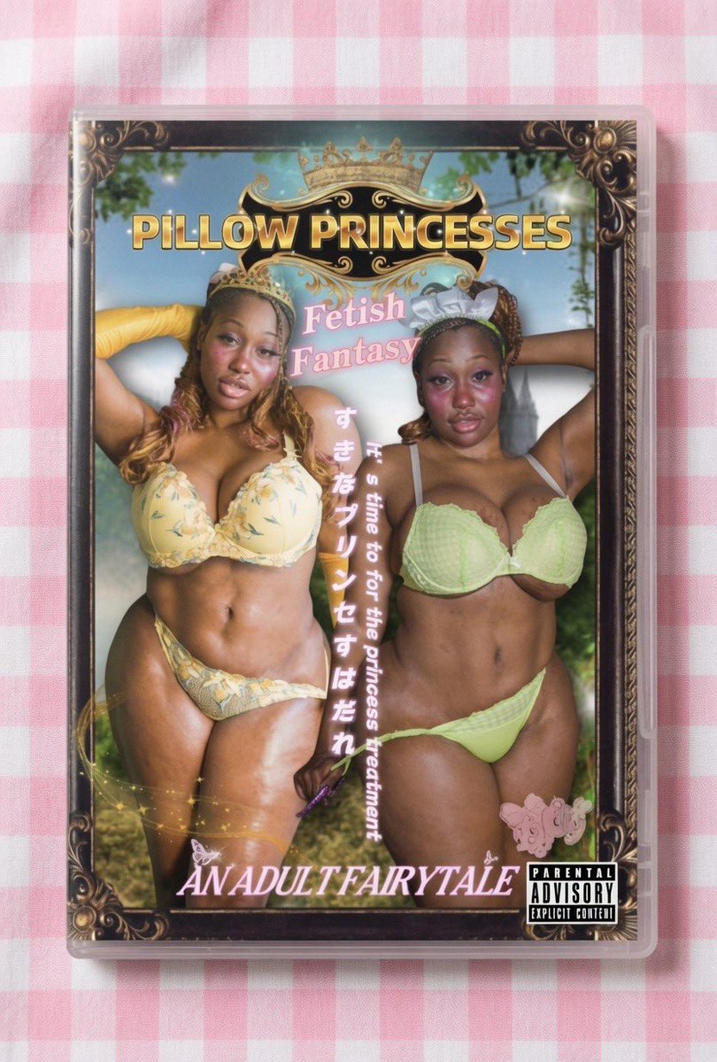 Lily__dior's tweet photo. ANNOUNCEMENT 📣 

Ill be selling physical copies of my original DVDs 📀💕🎉

Hopefully the listings will be up by tomorrow! 

FREE global shipping 📦 

Make sure to check out my manyvids for all of my videos  ➡️ https://t.co/CmSCD43YRj
 
SHOP NOW 📦💕➡️ https://t.co/akQevL2uVe https://t.co/ju8Fp1ZRae