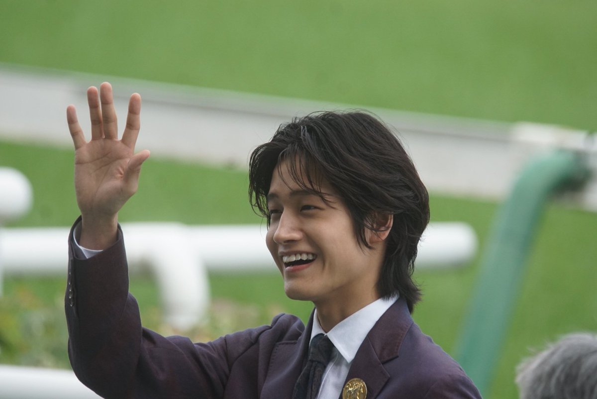 fniks14's tweet photo. パドックがざわついていた！
#Aぇgroup
#佐野晶哉 https://t.co/N9caFs0eSL
