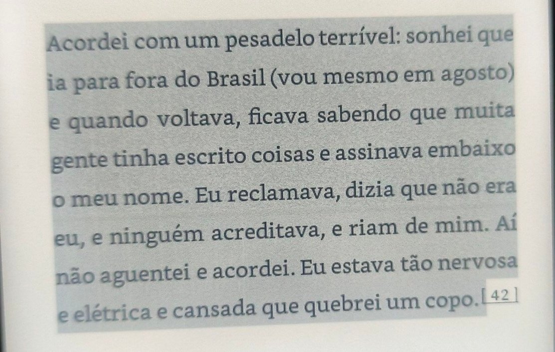 methecowboy's tweet photo. aí passando mal com a clarice tendo um "pesadelo horrível" que era basicamente gente dizendo que ela tinha dito coisas que ela nunca disse kkkkkkkk imagina se ela soubesse do site https://t.co/kh7WHcdMQa https://t.co/zsjRHof1Dk