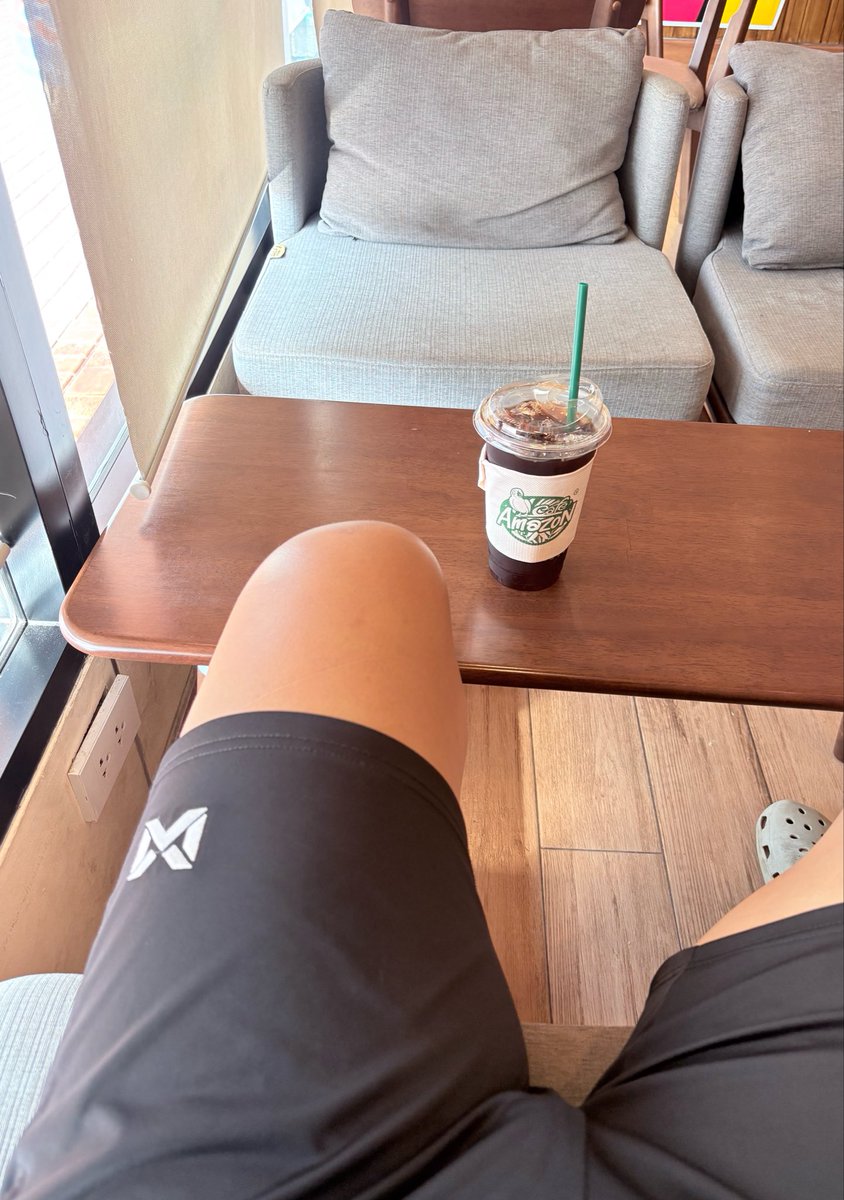 kk2556xx's tweet photo. วันอาทิตย์เที่ยวไหนกันครับ
มาดื่มกาแฟกันไหม 😎 
#ทักทาย  #มิตรภาพ https://t.co/rY1Hh2HBTs