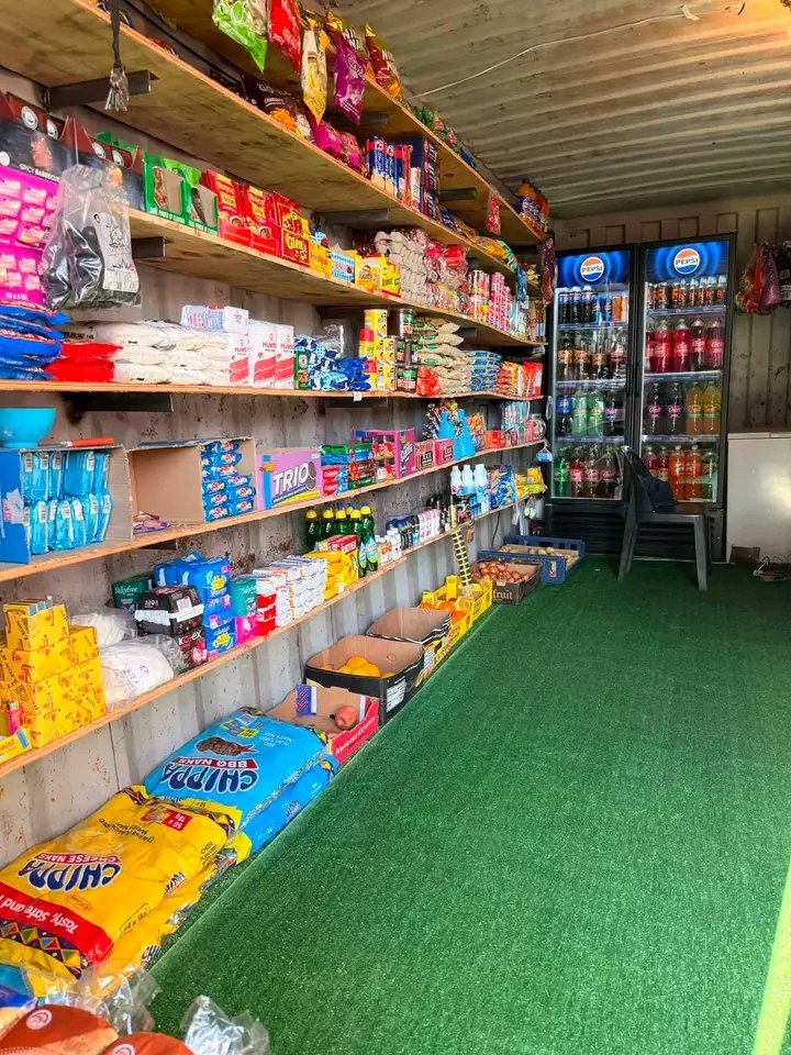__T_touch's tweet photo. Congratulations to this South African for opening a clean Spaza Shop. 🇿🇦🔥 https://t.co/QcCFUSoaDD