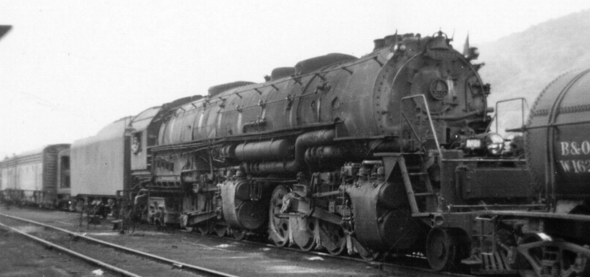 BeytienJoshua's tweet photo. Credit: Gary Everhart collection 

#1950s #vintage #blackandwhitephotography #WestVirginia #Steam #TRAIN #trains https://t.co/I6drSRMl7l